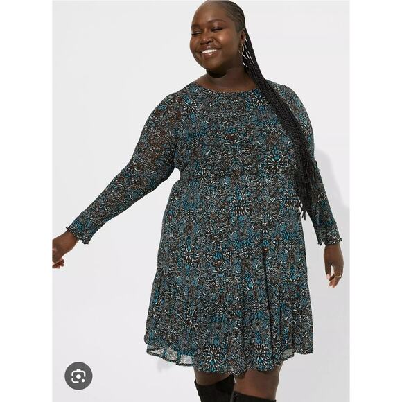 Torrid Mini Dress Plus Size 6X Black Blue Floral Mesh Long Sleeve - Picture 1 of 7